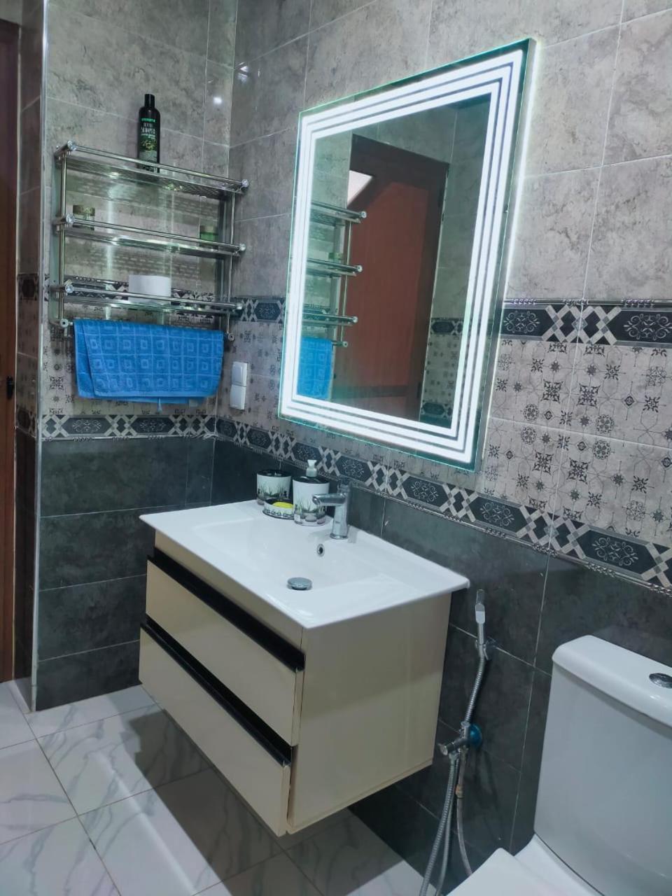 De Luxe A 7 Min De Centre De A Petit Prix Pour Passer Un Agreable Sejour Apartment *